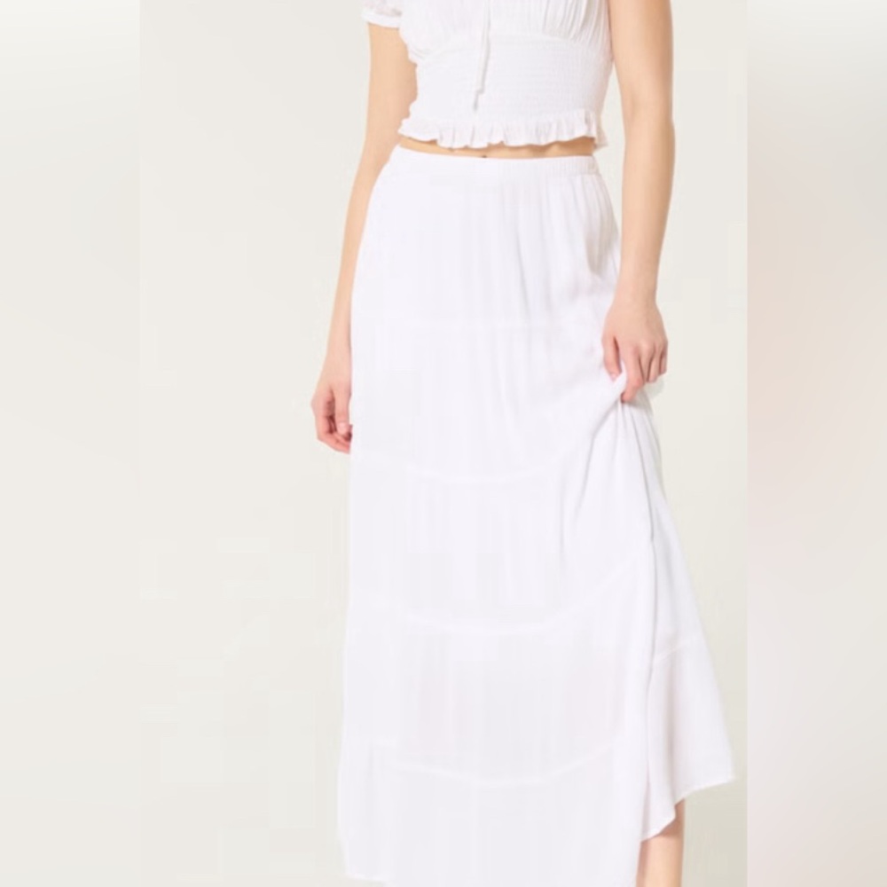 NWT Hollister Tiered Maxi Skirt